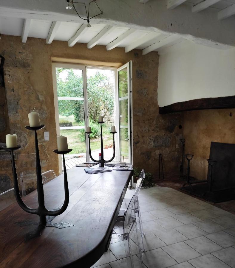 Le Logis Du Pradet Bed and Breakfast Moncrabeau Exteriör bild